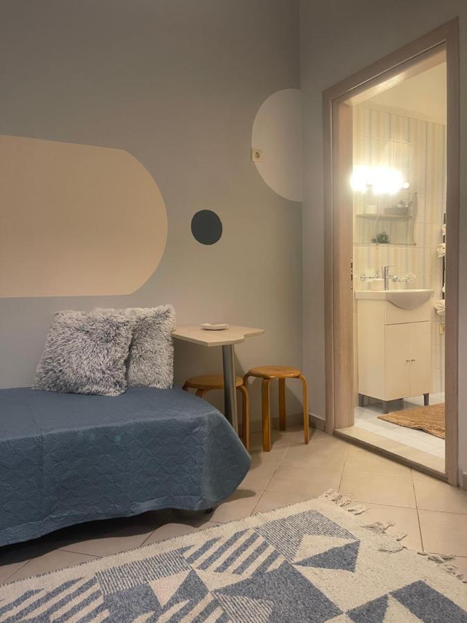 Cozy Minimal Apartment Pireus Eksteriør bilde