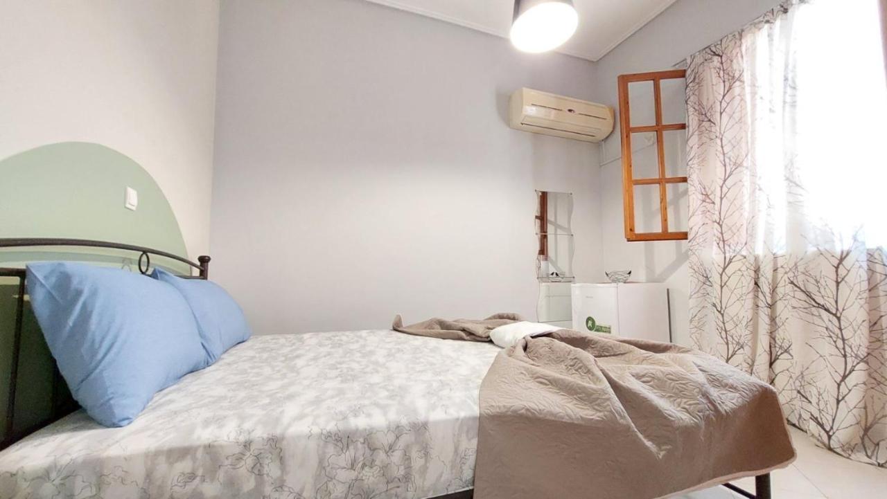 Cozy Minimal Apartment Pireus Eksteriør bilde